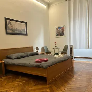 Bilocale Zona Citta' Studi Appartamento