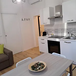 https://bolognamania-apartments-pop.emilia-romagnahotels.net