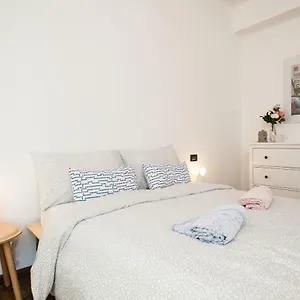 https://casa-liberta.hotelitalianriviera.com