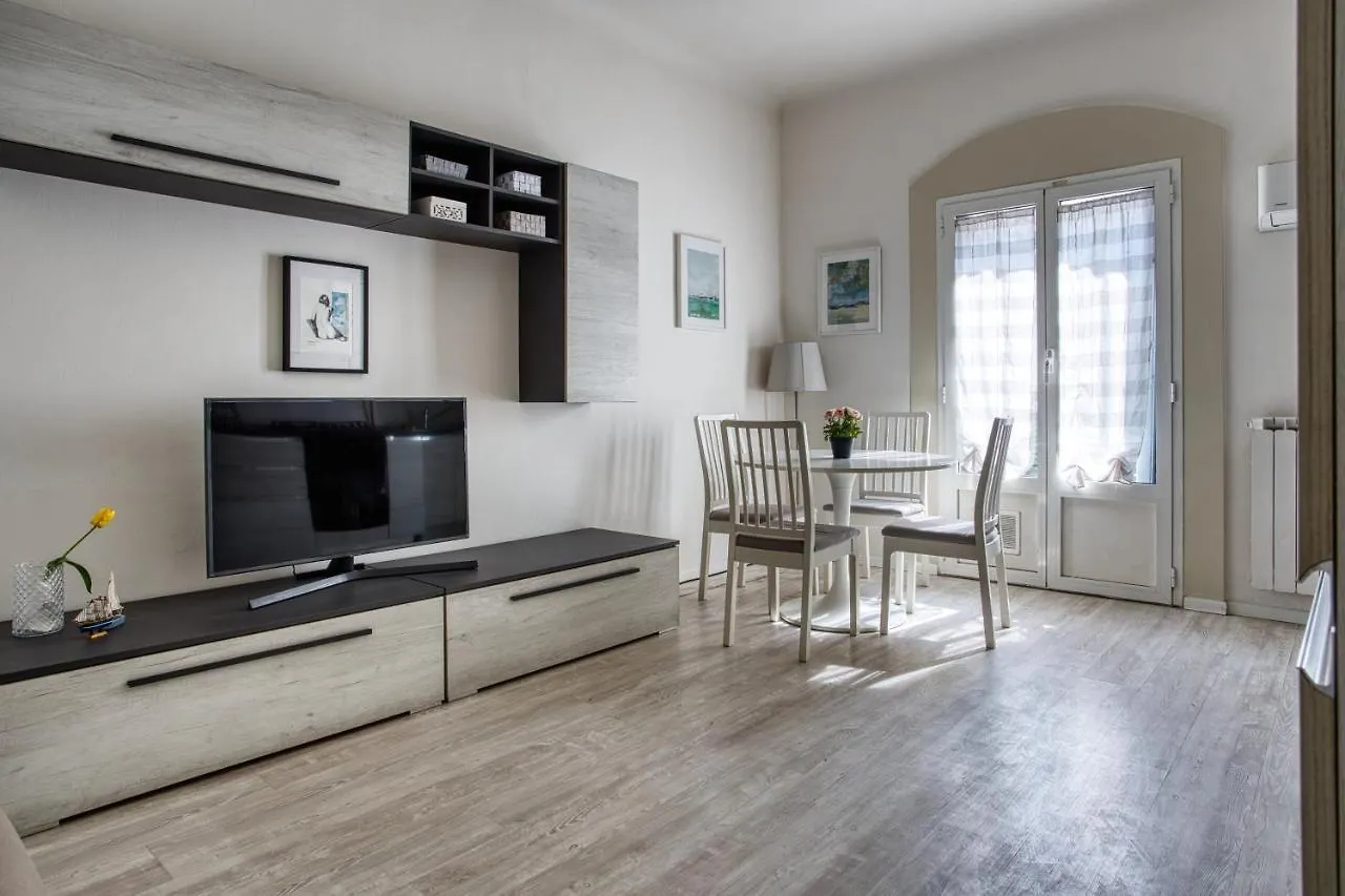 Joivy Chic 1 Bed Flat Apartment Milan